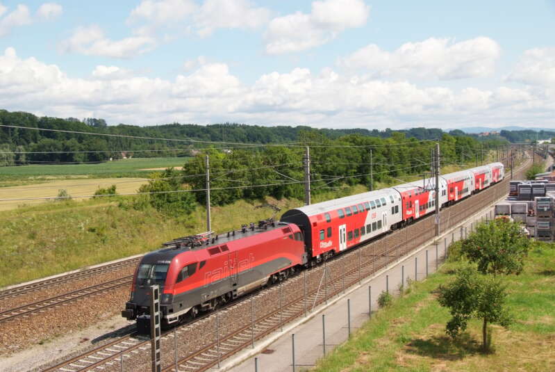 Der Fahrweg muss hohe Verfügbarkeit und guten Fahrkomfort bieten.