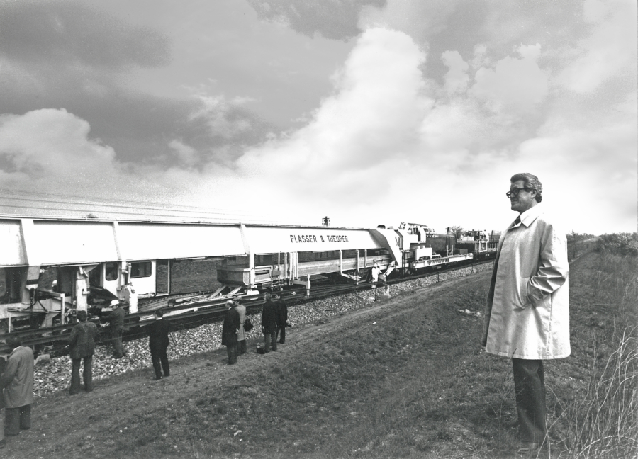 Dr Theurer1975 erster Einsatz Schnellumbauzug in ìs 36020